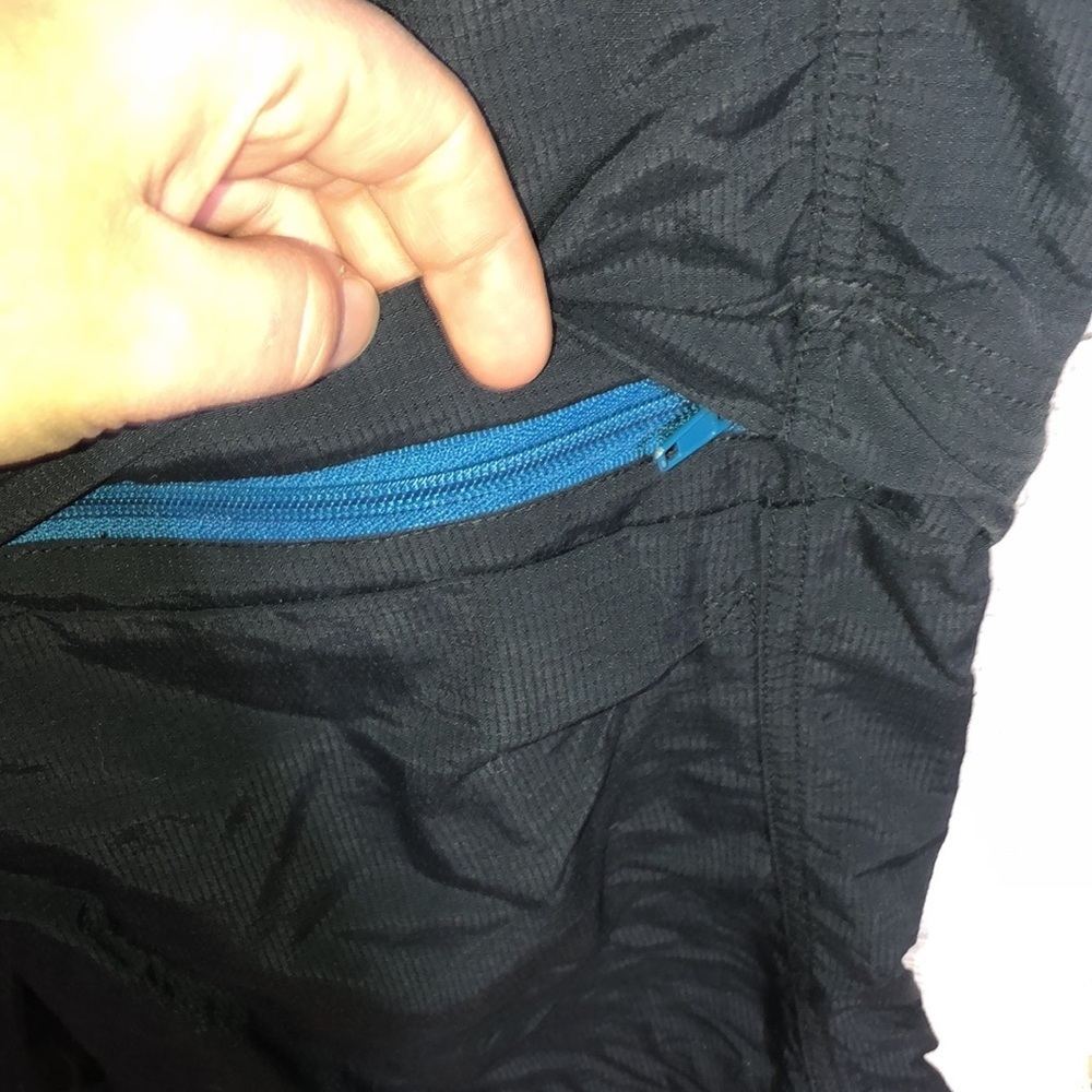 Magellan sportswear size 8 black and blue outdoors tactical pants travel outdoor - Picture 3 of 6